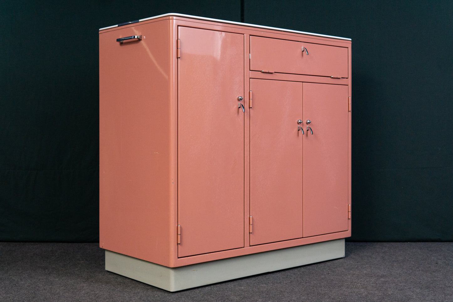 ritter medizinschrank Y112_1803