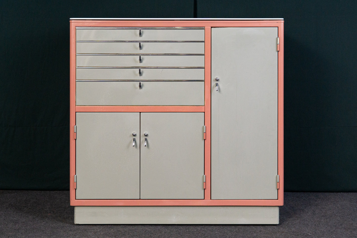 ritter medizinschrank Y112_1803