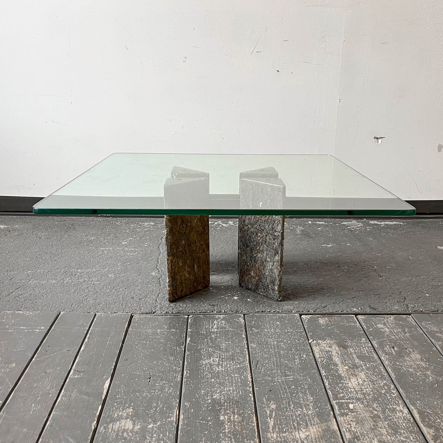 brutalistischer couchtisch Y301_0402