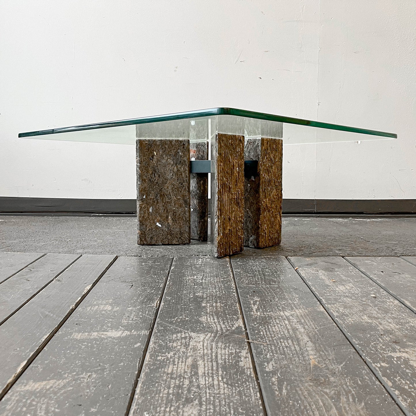 brutalistischer couchtisch Y301_0402