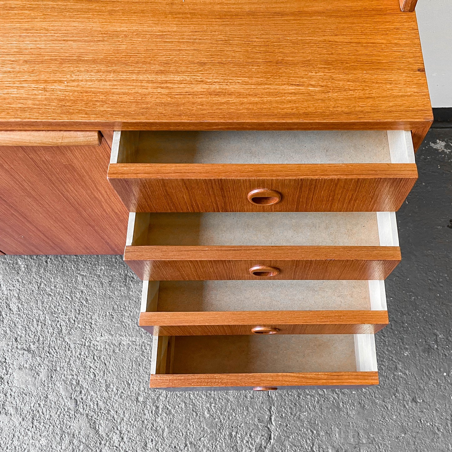 schwedische aufsatzkommode Y301_1307