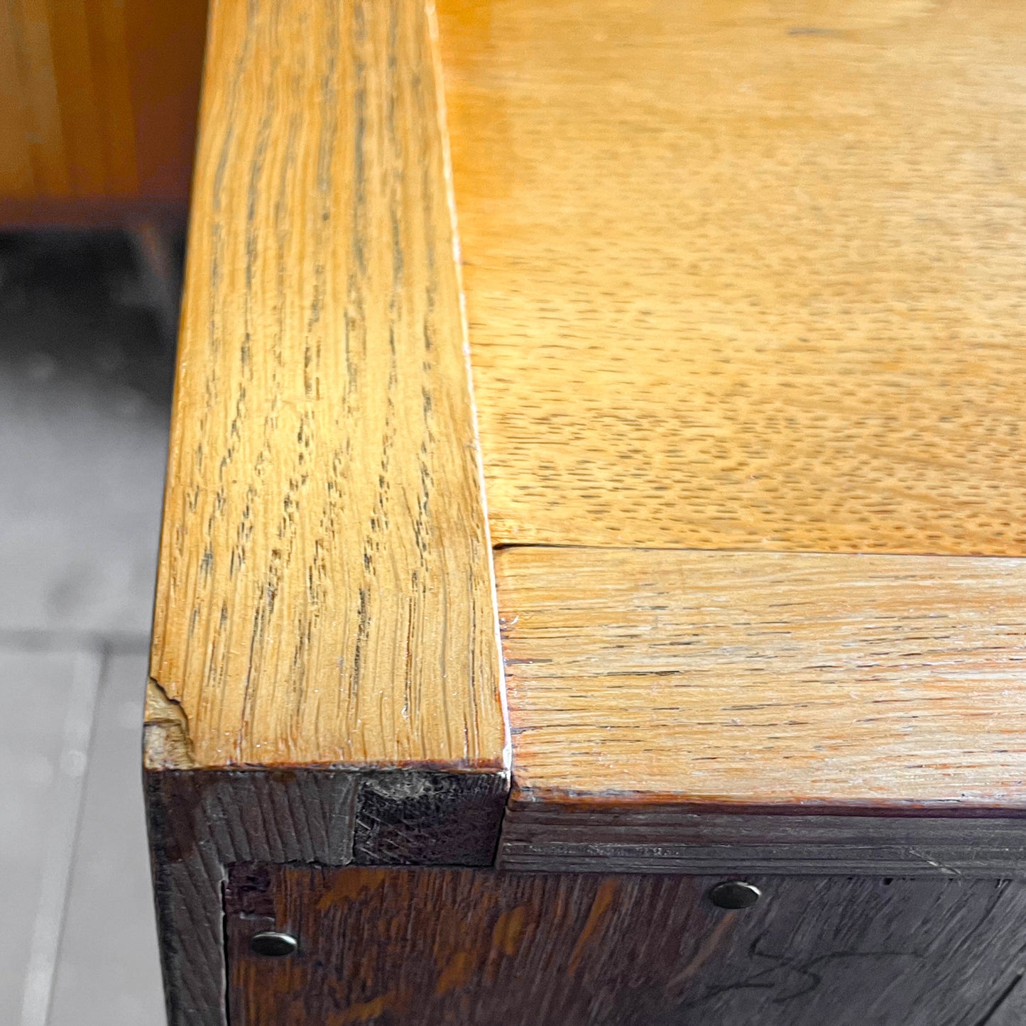 hellerau vitrinenschrank Y303_0601