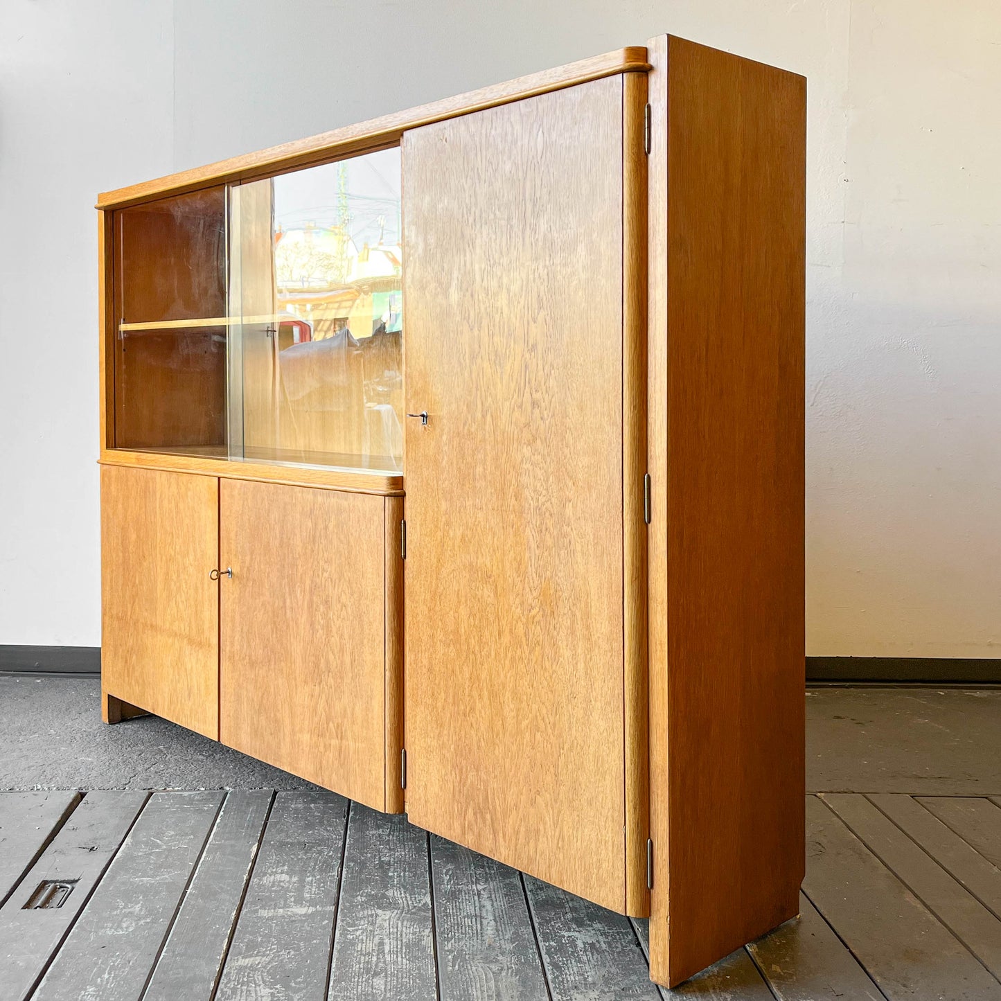 hellerau vitrinenschrank Y303_0601
