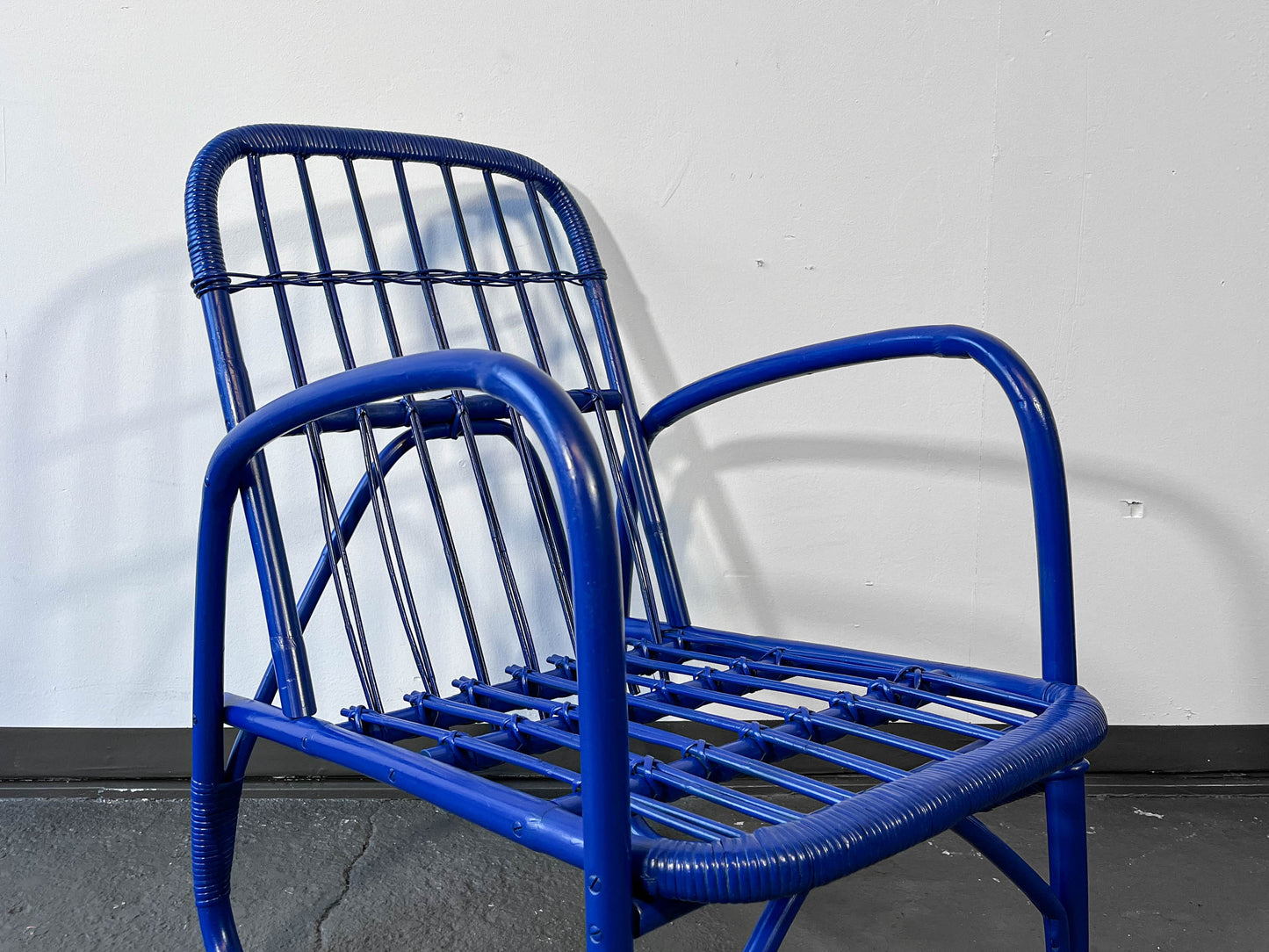 blauer stuhl aus bambus Y202_2201