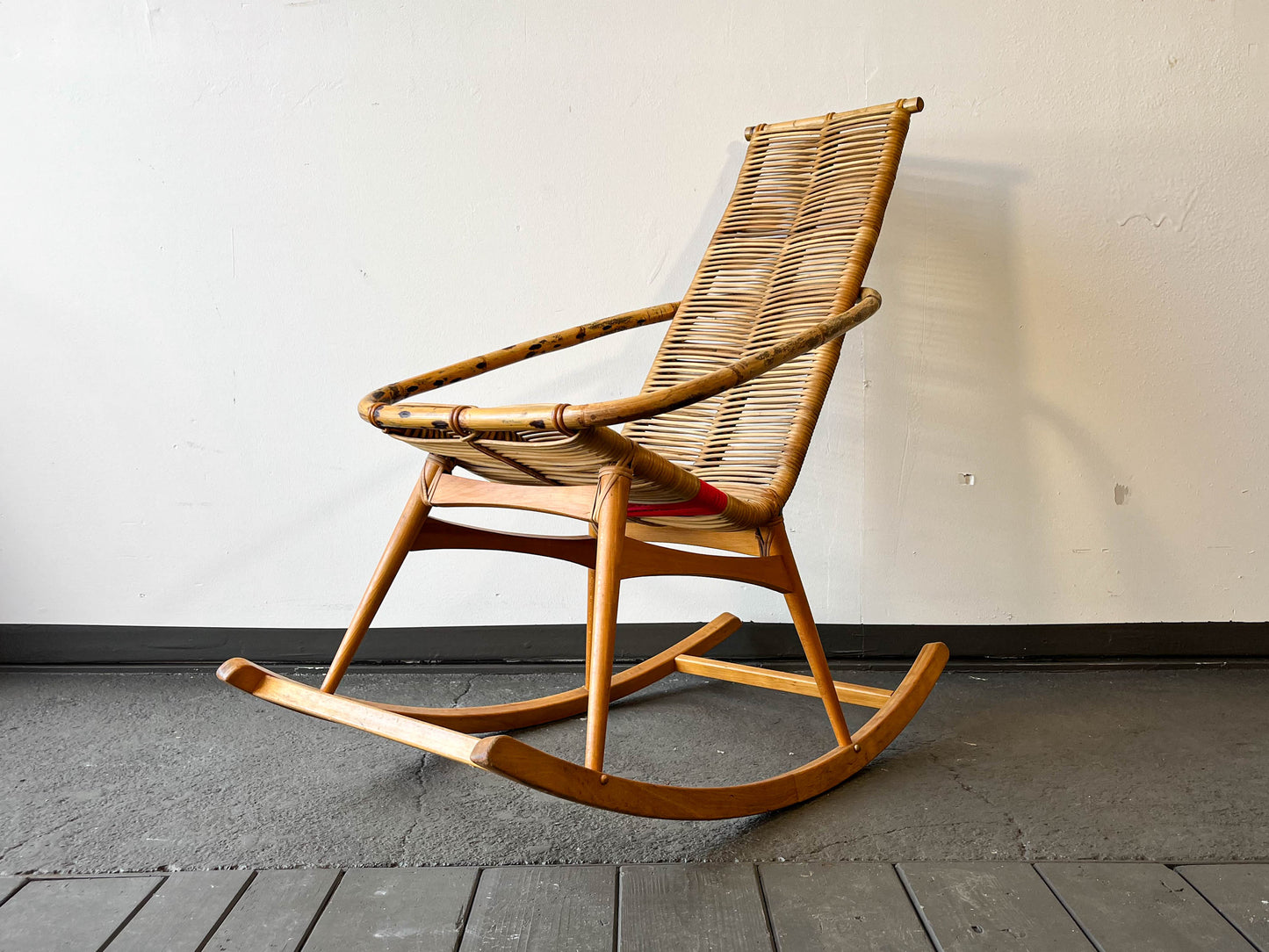 tschechischer schaukelstuhl Y202_2401