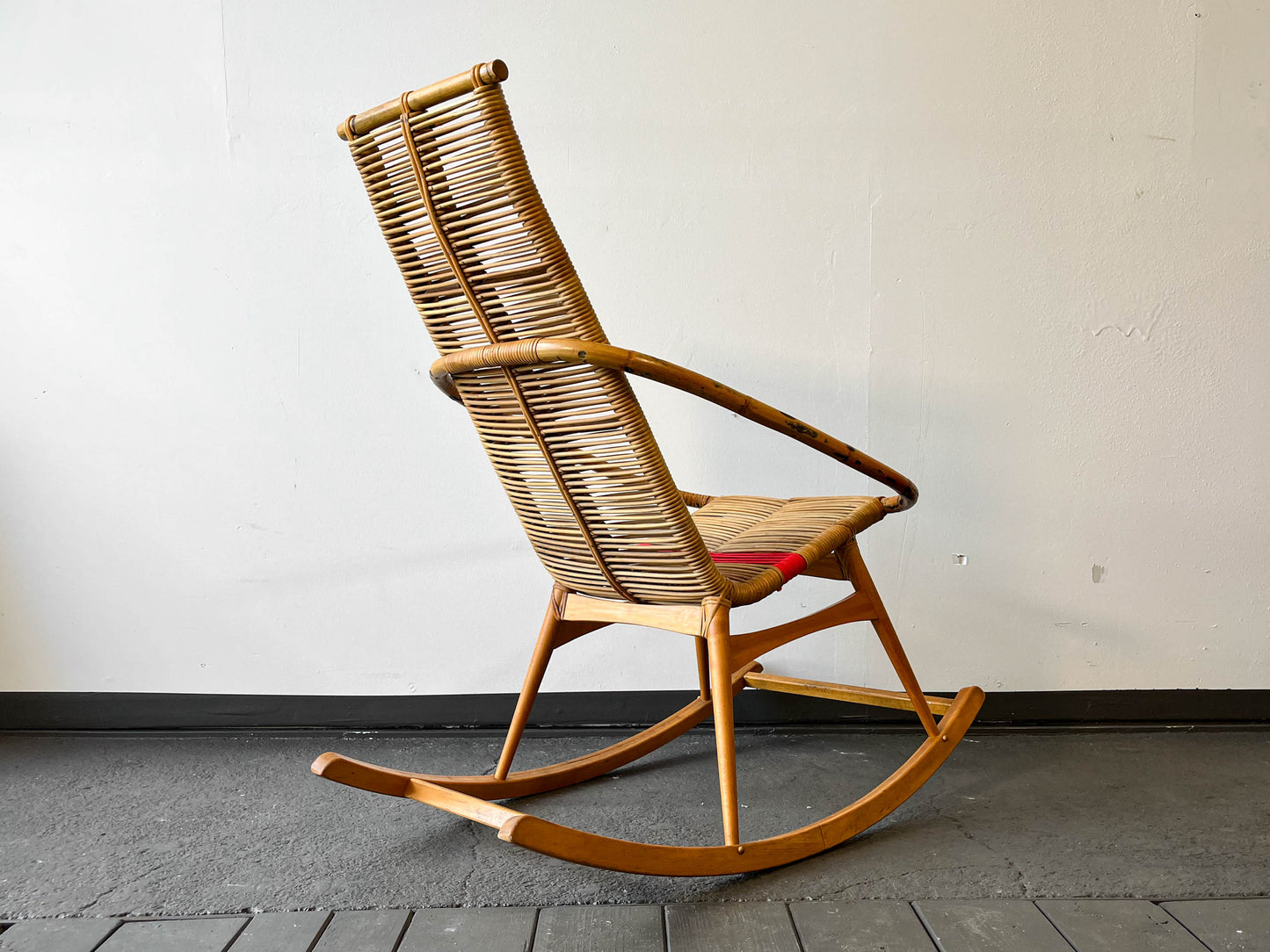 tschechischer schaukelstuhl Y202_2401