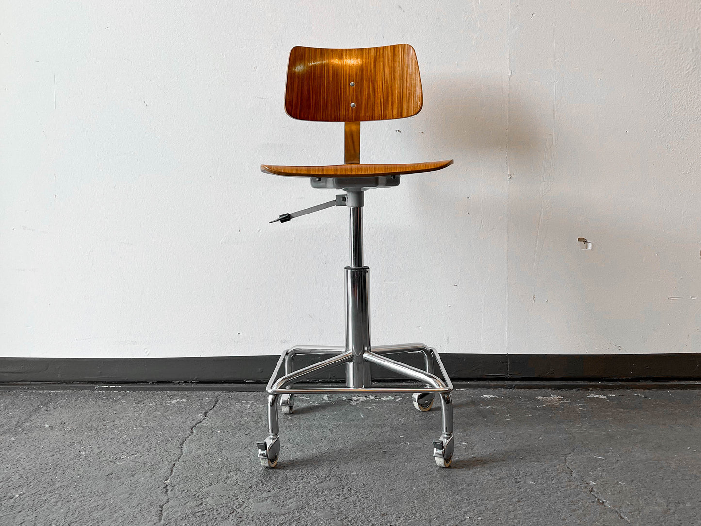 mid-century drehstuhl
