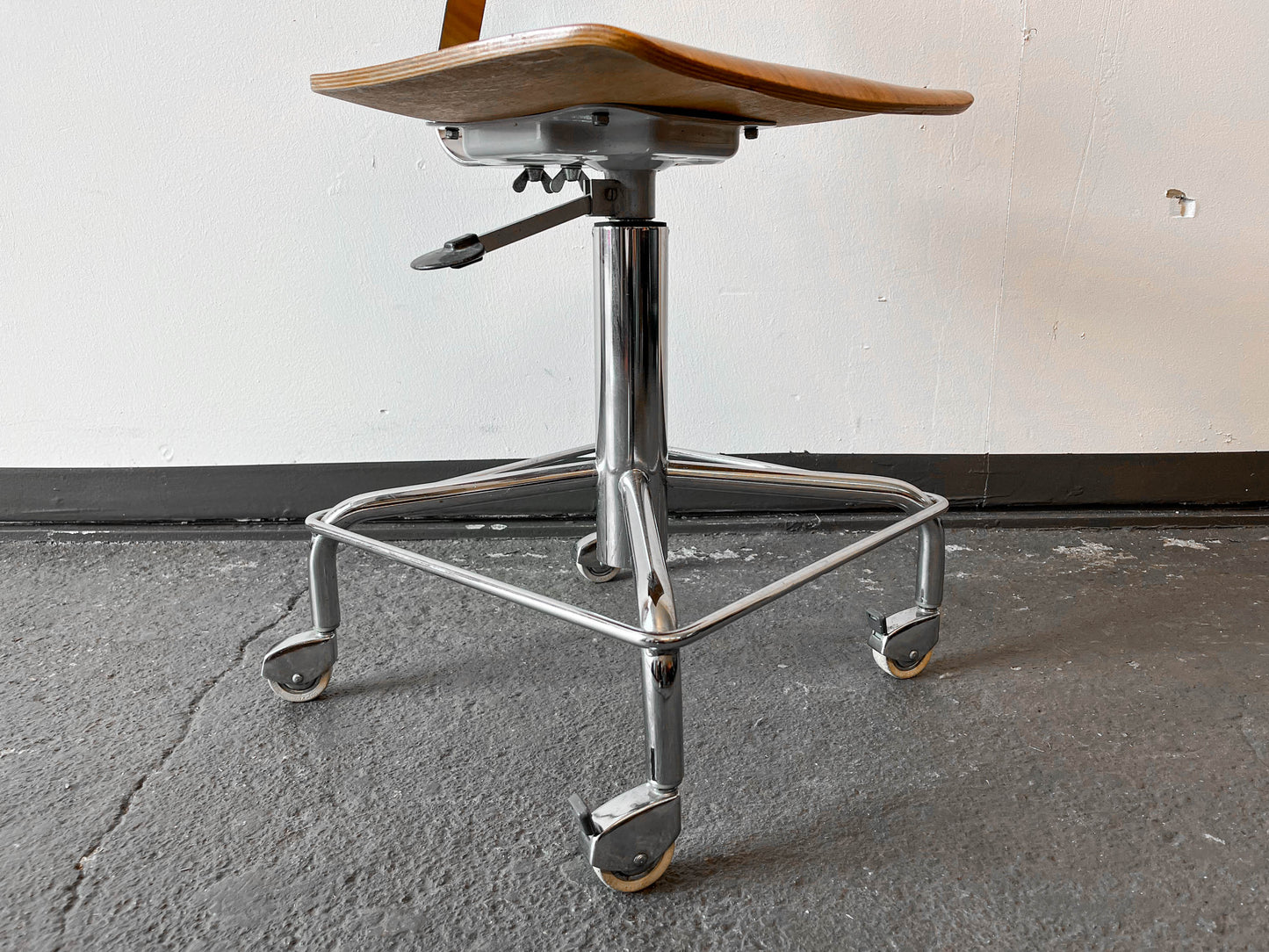 mid-century drehstuhl