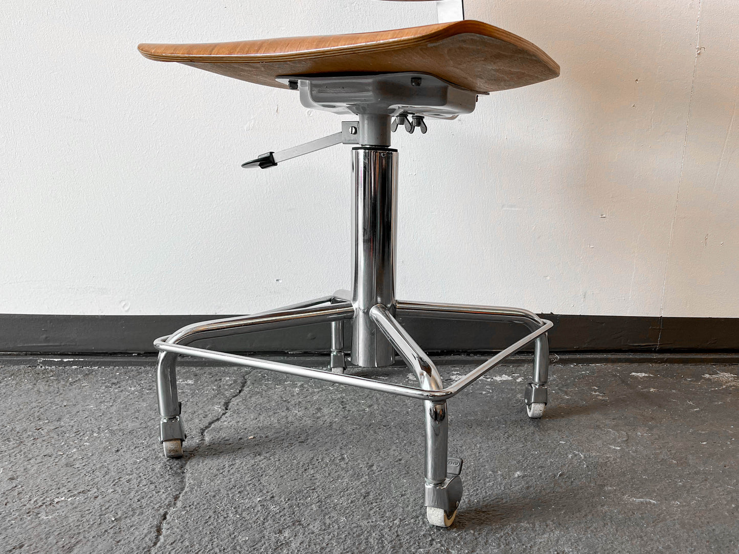 mid-century drehstuhl