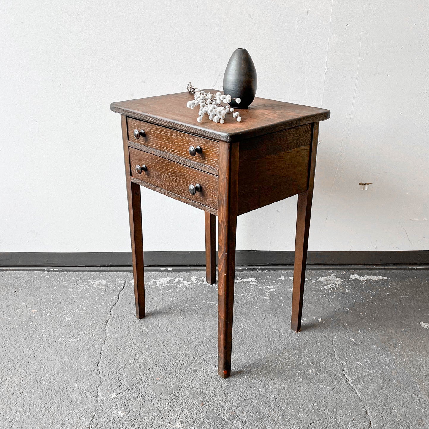 eleganter nähtisch Y210_0803