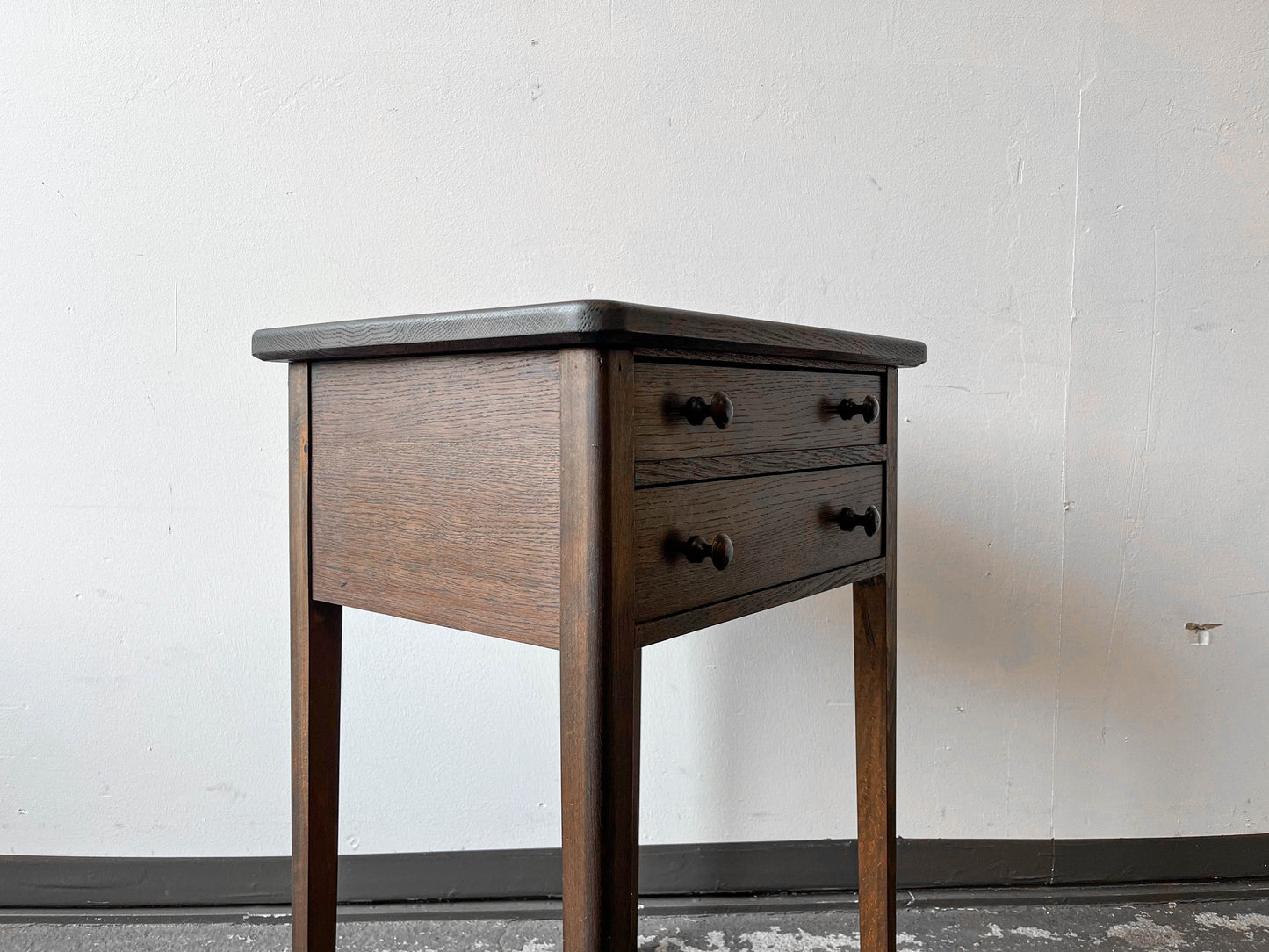 eleganter nähtisch Y210_0803