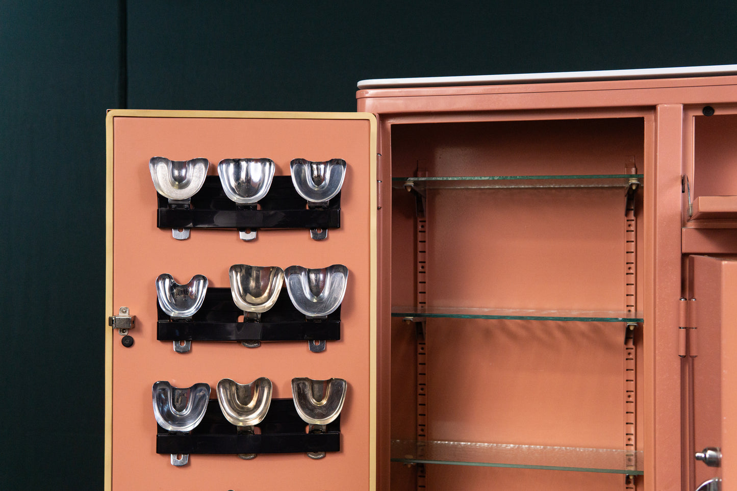 ritter medizinschrank Y112_1803