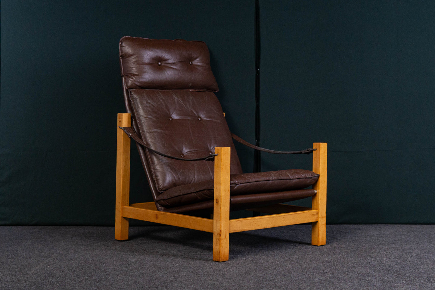 ledersessel mit ottoman