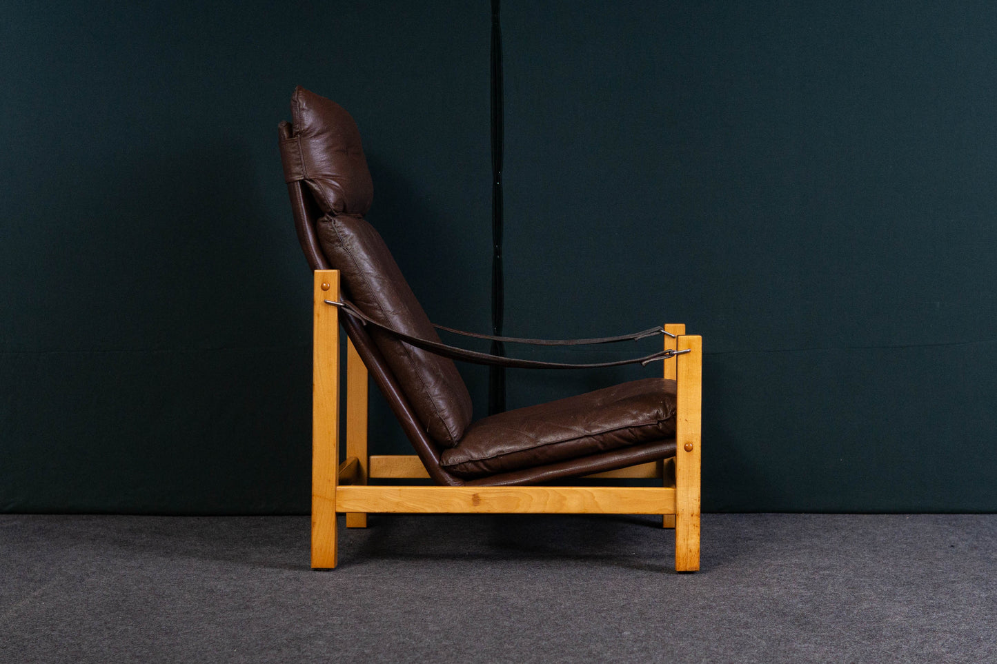 ledersessel mit ottoman