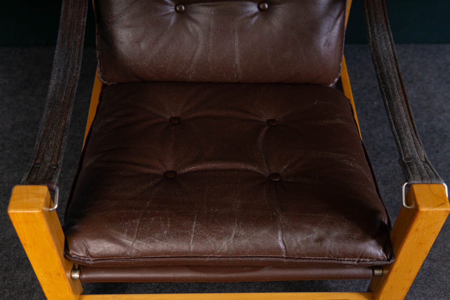 ledersessel mit ottoman