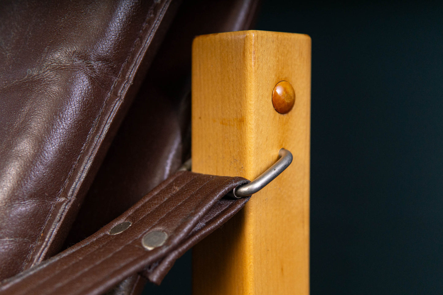 ledersessel mit ottoman
