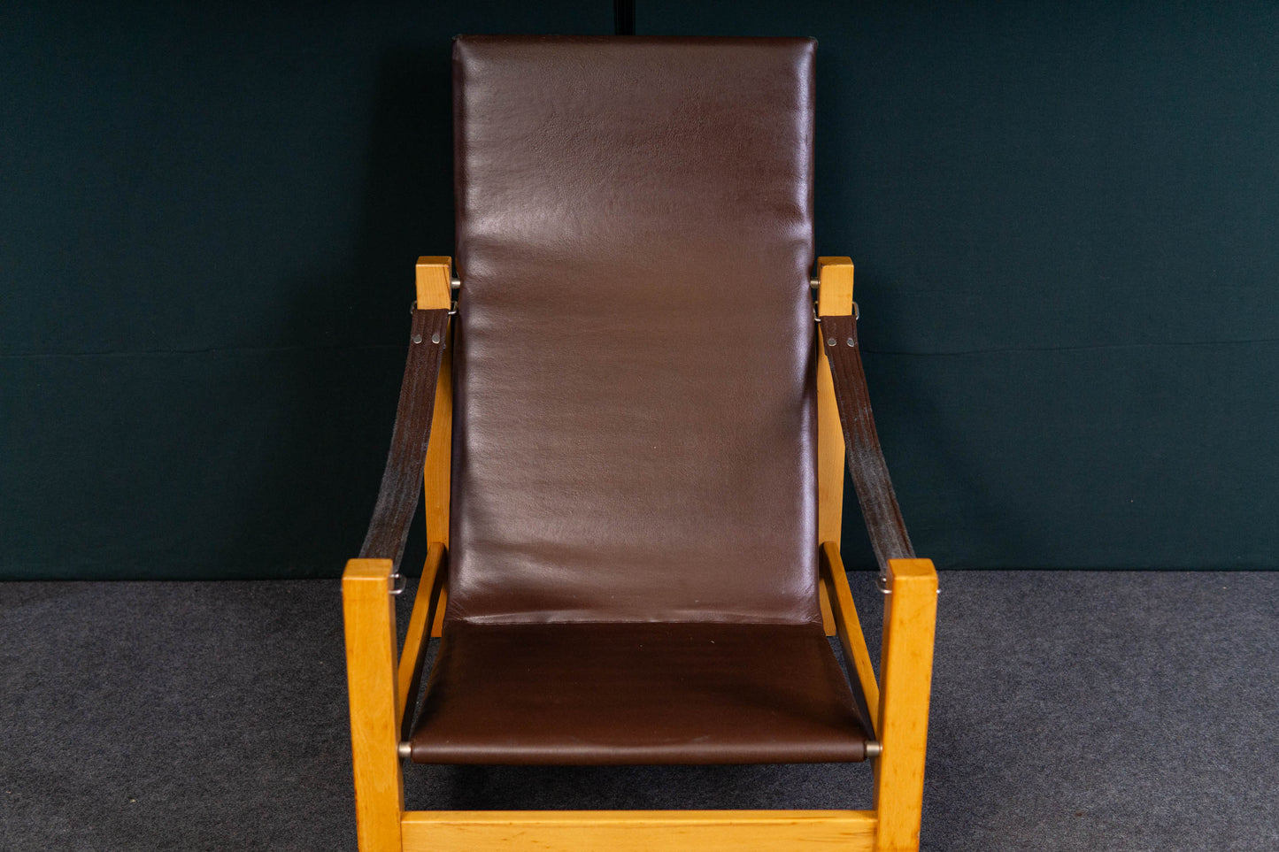 ledersessel mit ottoman