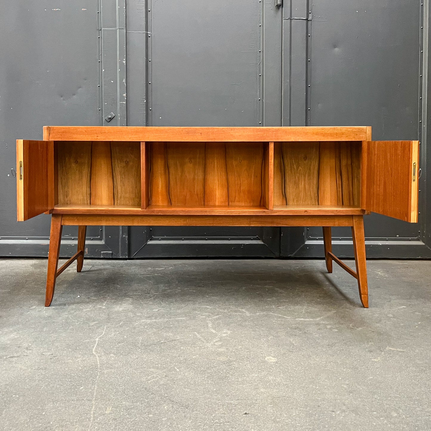 schreibtisch in nussbaum, 1960er, 145cm