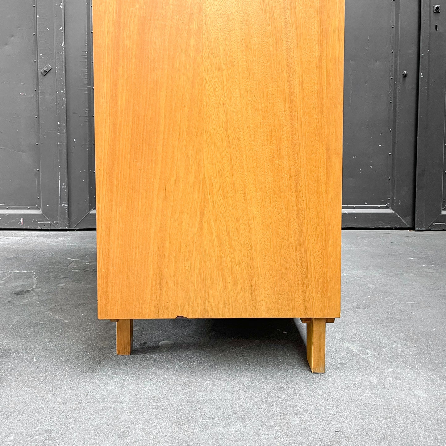 mid-century kleiderschrank mit hellem holzfurnier - 1960er jahre