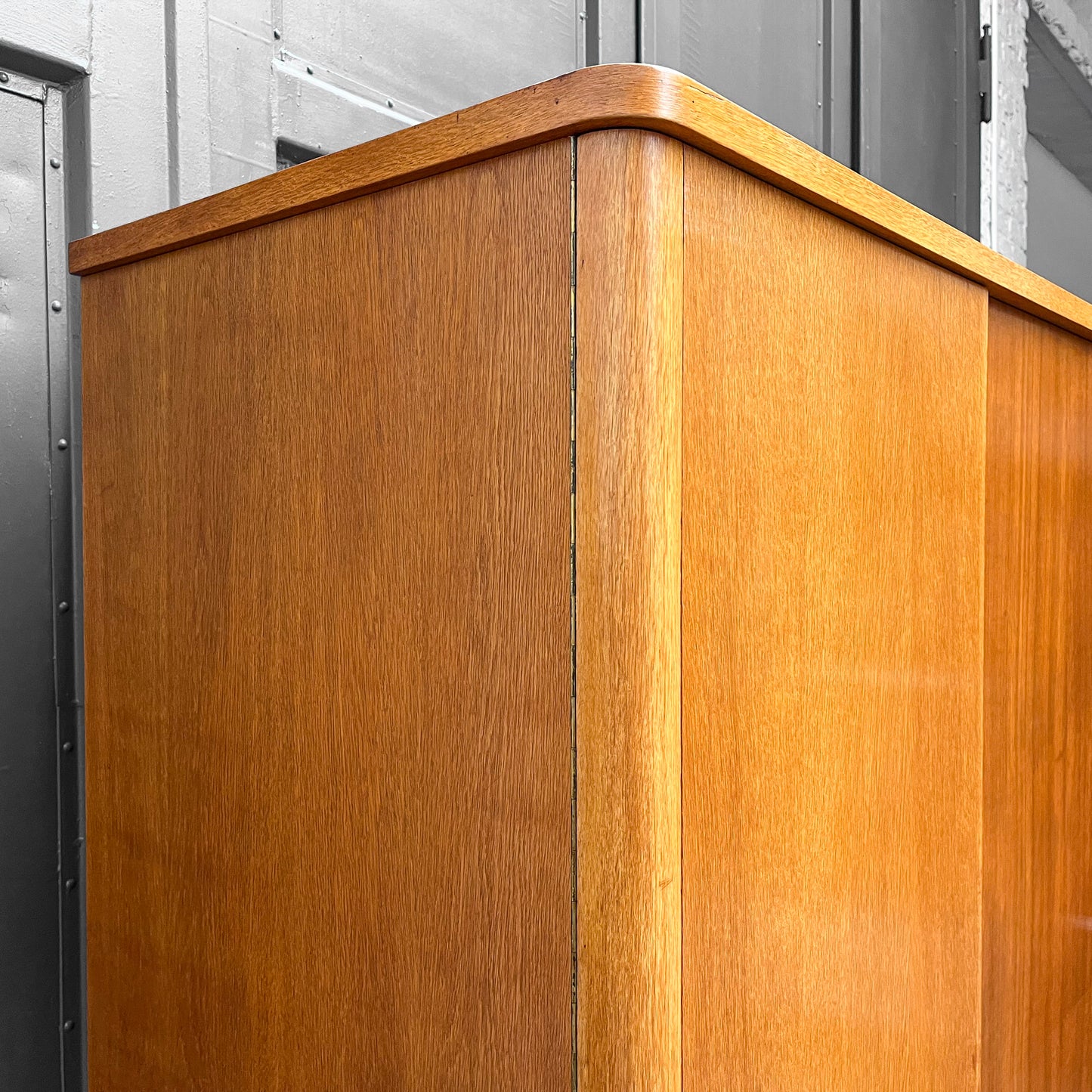 mid-century kleiderschrank in eiche & nussbaum - 1960er jahre