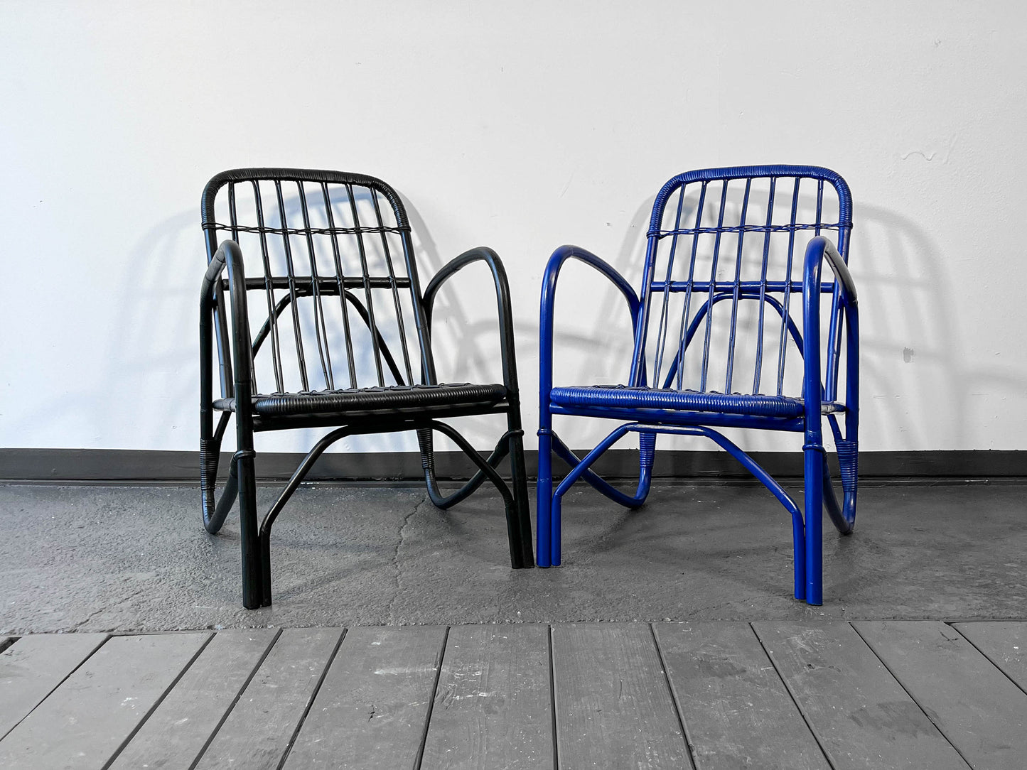 blauer stuhl aus bambus Y202_2201