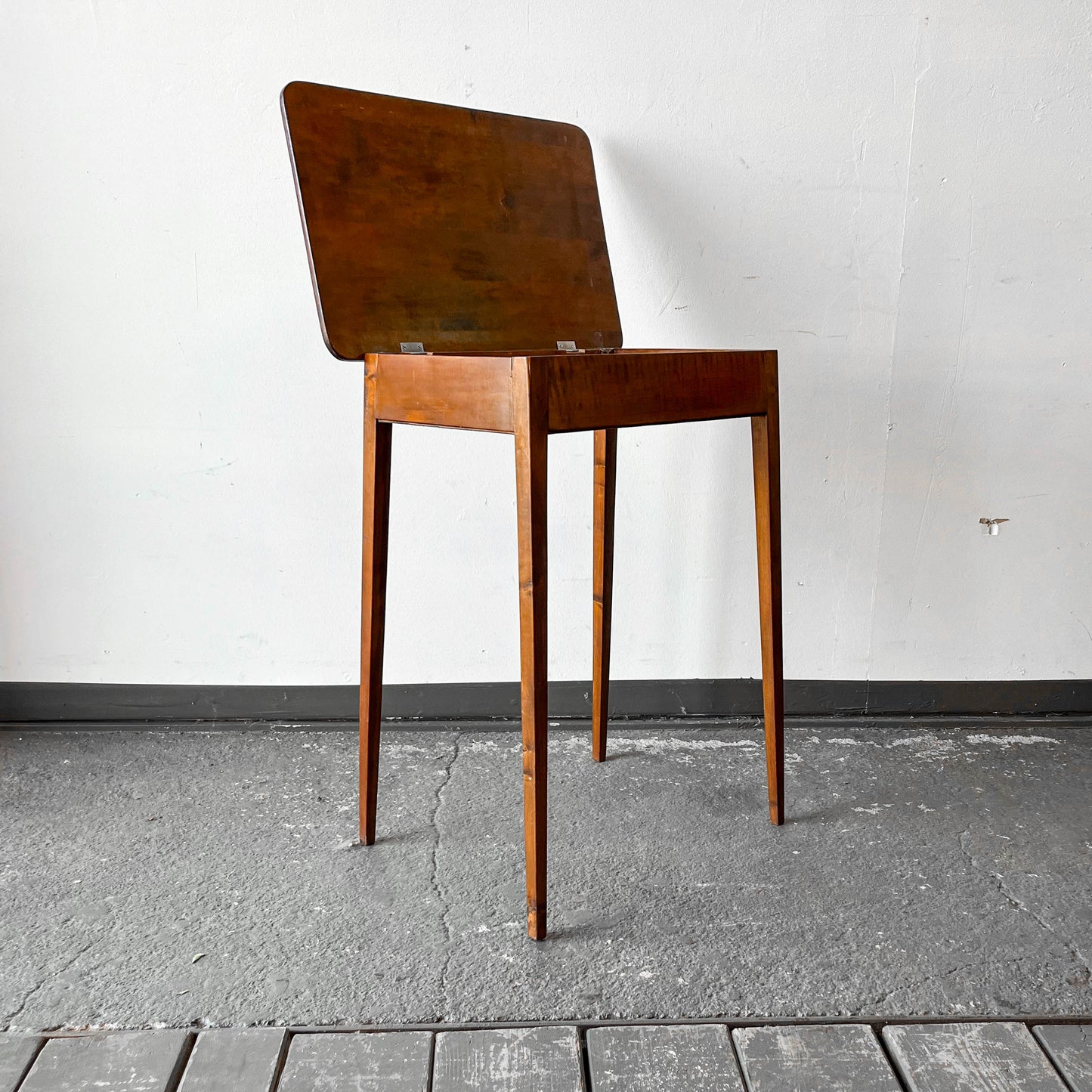 kleiner schreibtisch Y308_1501