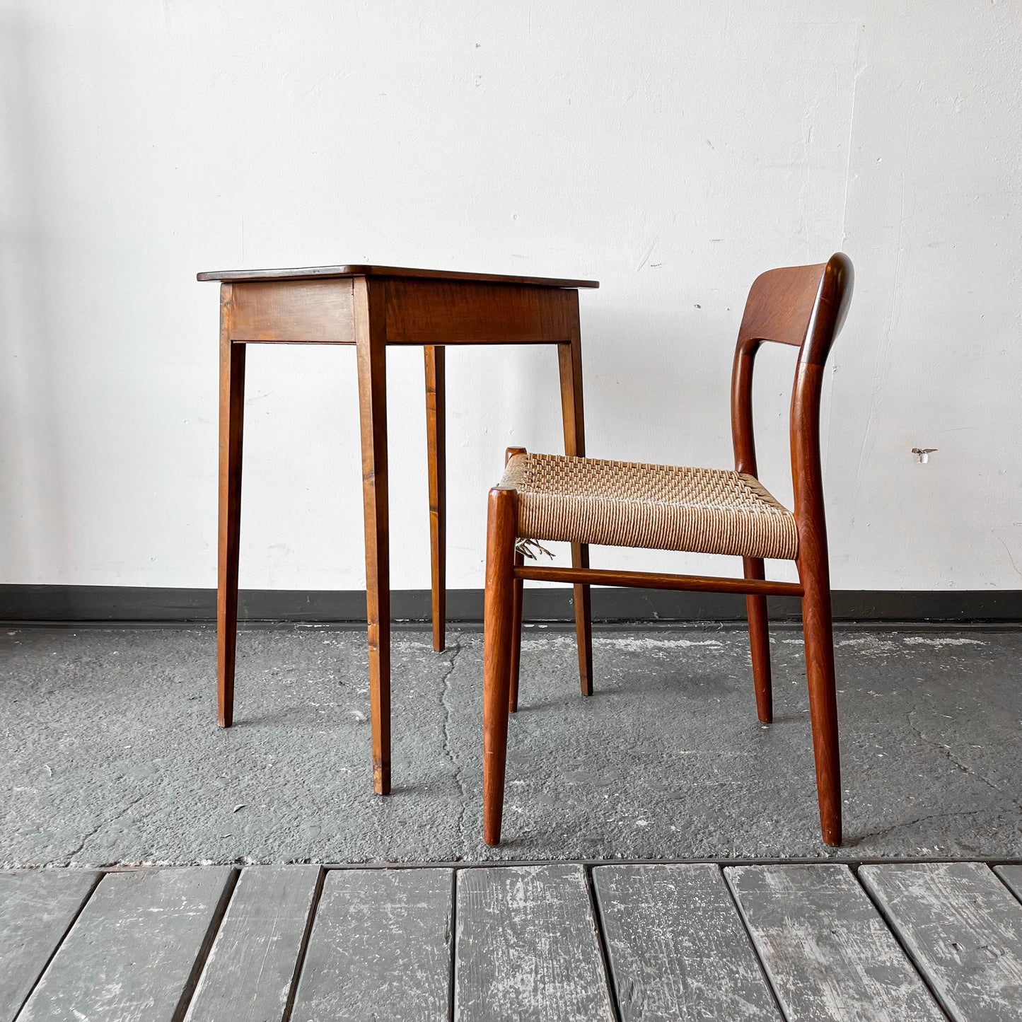 kleiner schreibtisch Y308_1501