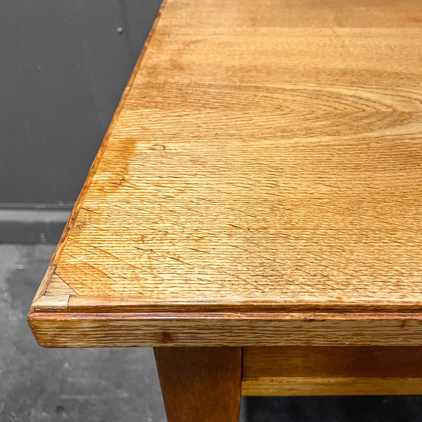 praktischer schreibtisch Y312_0701