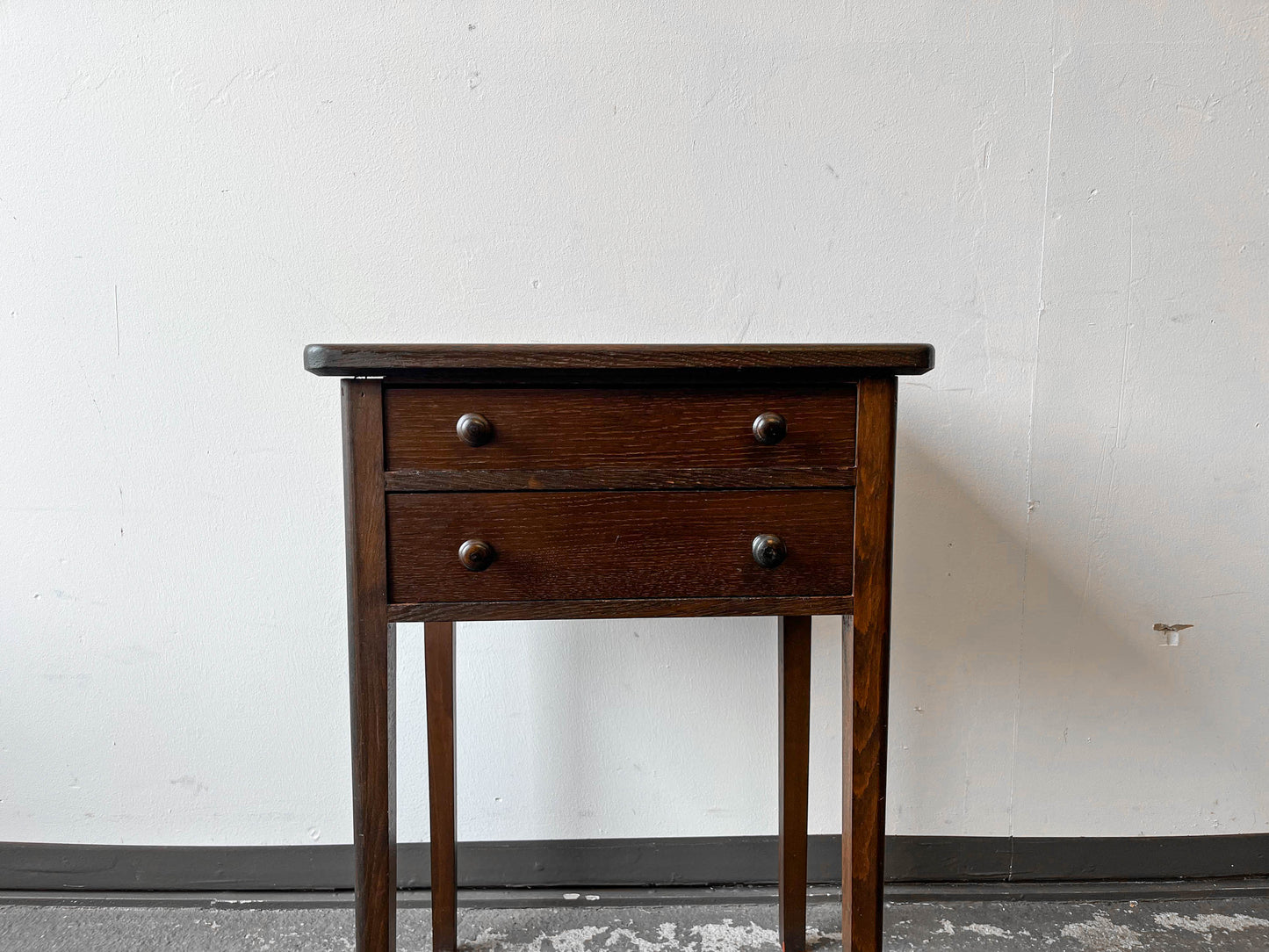 eleganter nähtisch Y210_0803