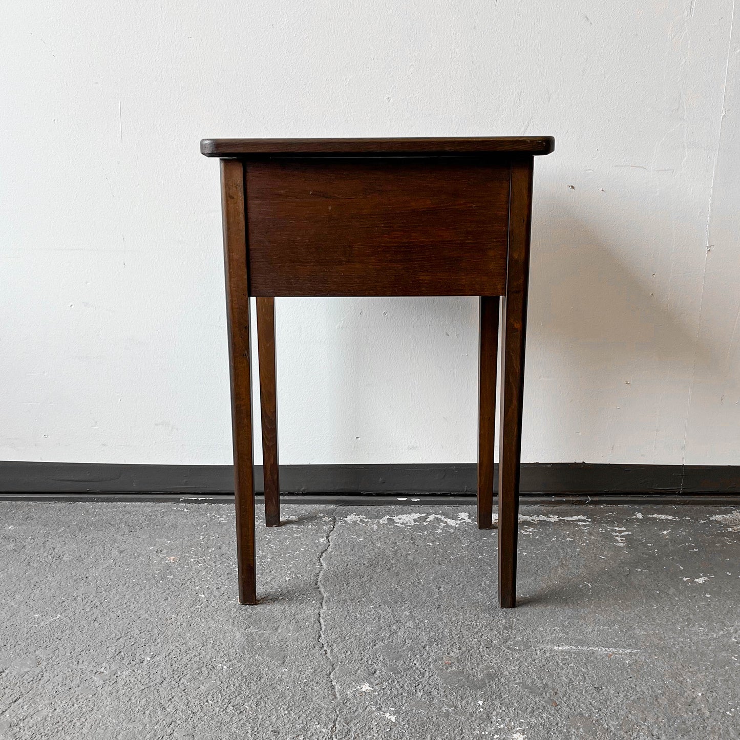 eleganter nähtisch Y210_0803