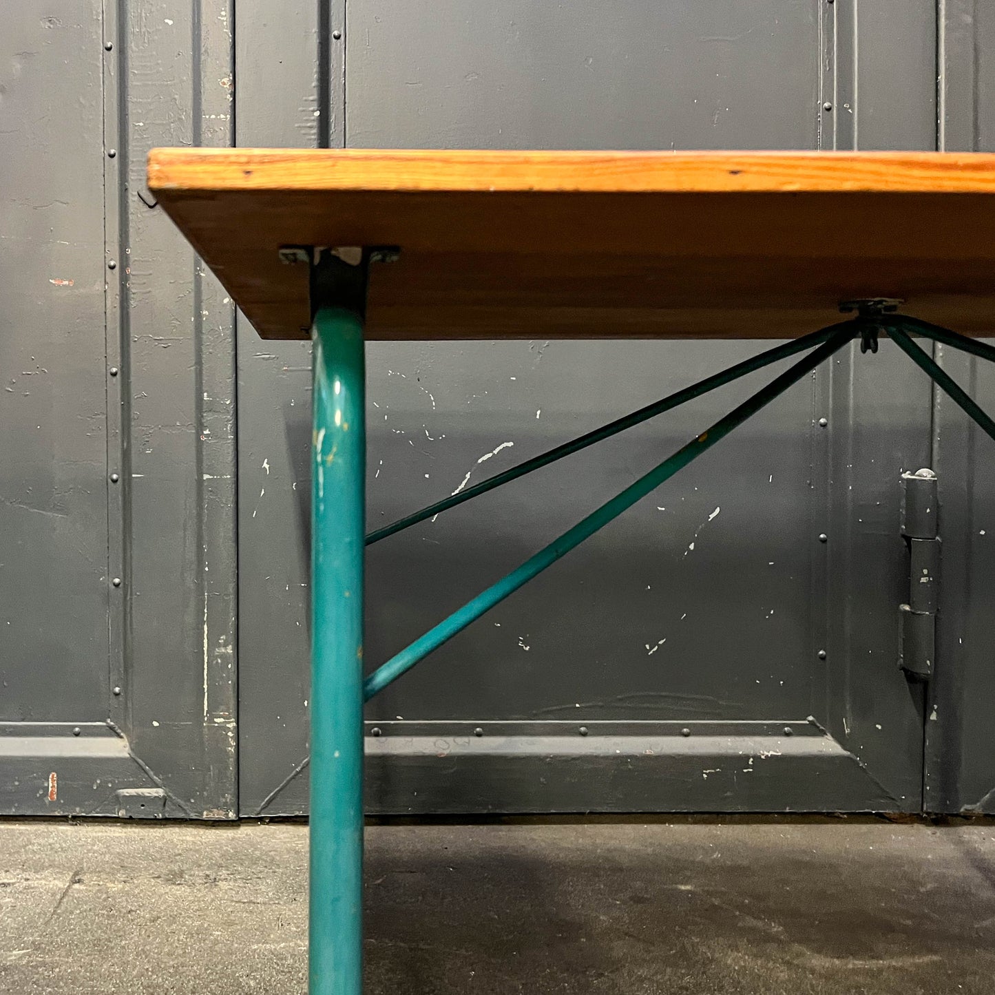 süßer vintage beistelltisch