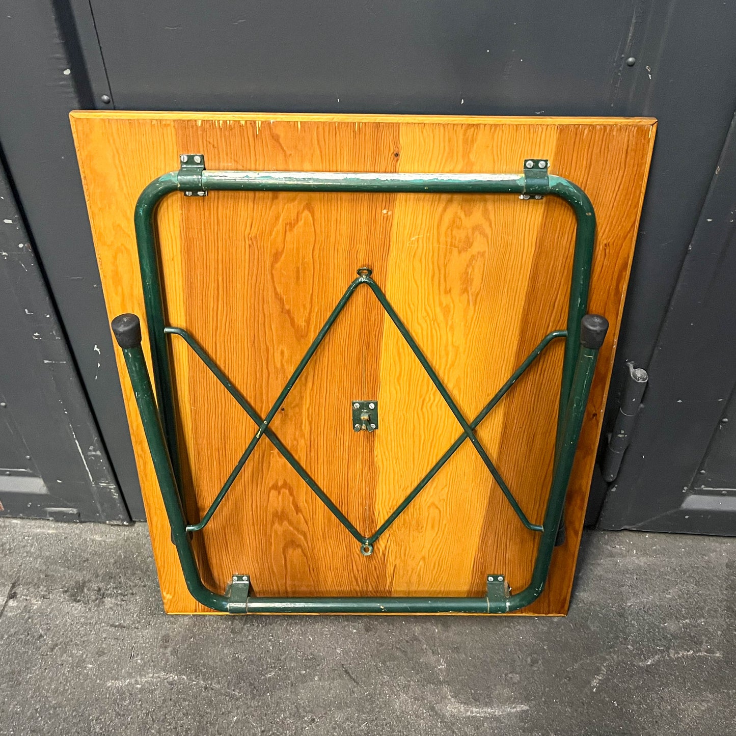 süßer vintage beistelltisch