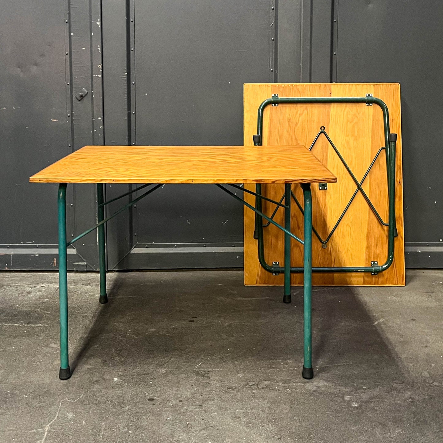 süßer vintage beistelltisch