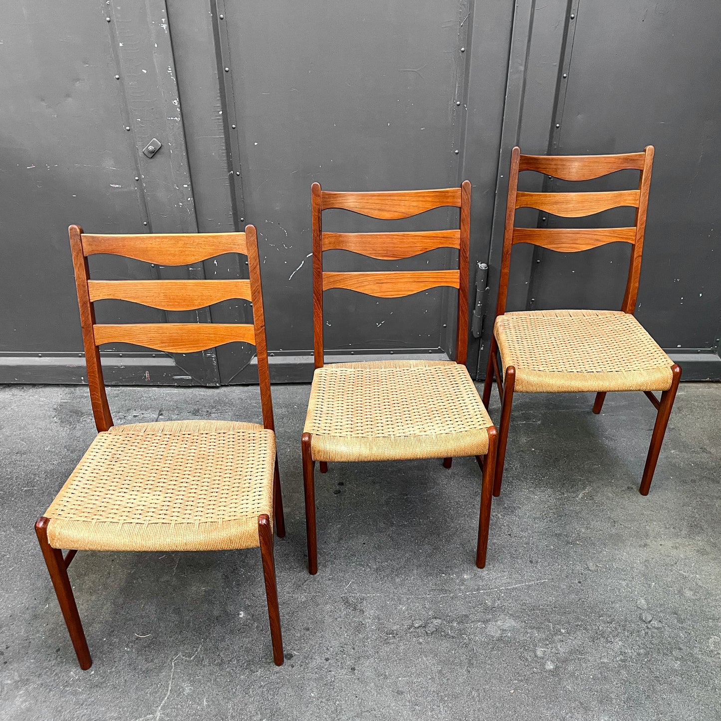 wunderschönes 3er set dänische stühle