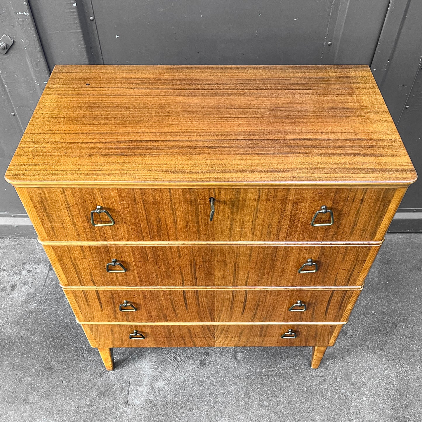 schöne mid-century kommode