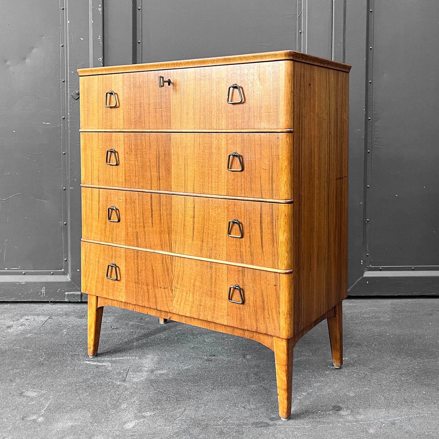 schöne mid-century kommode