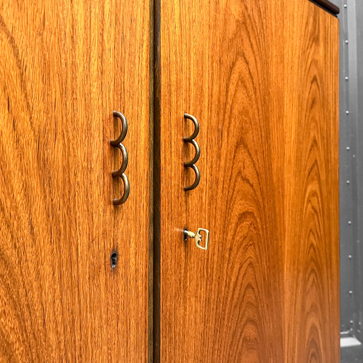 außergewöhnliches highboard