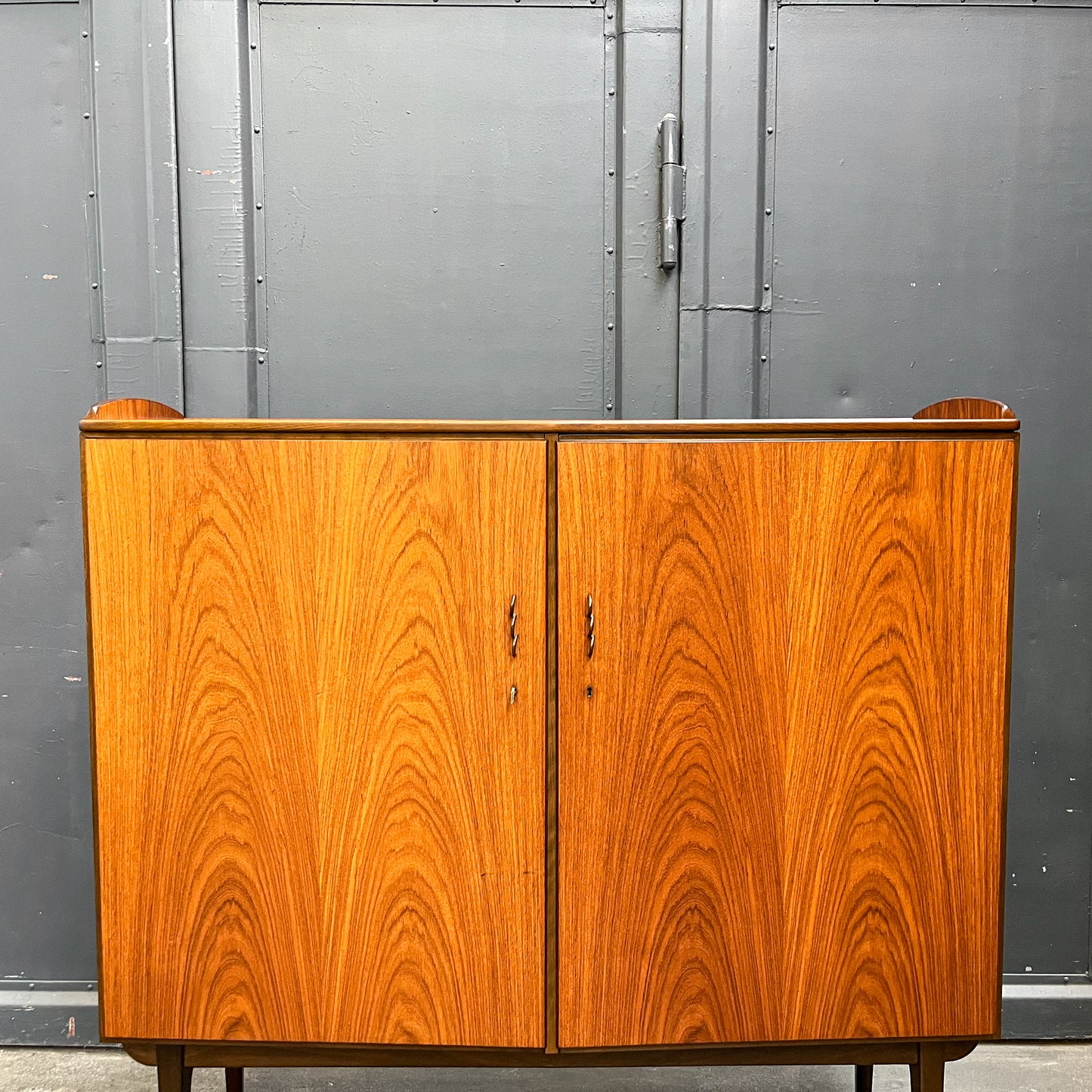 außergewöhnliches highboard