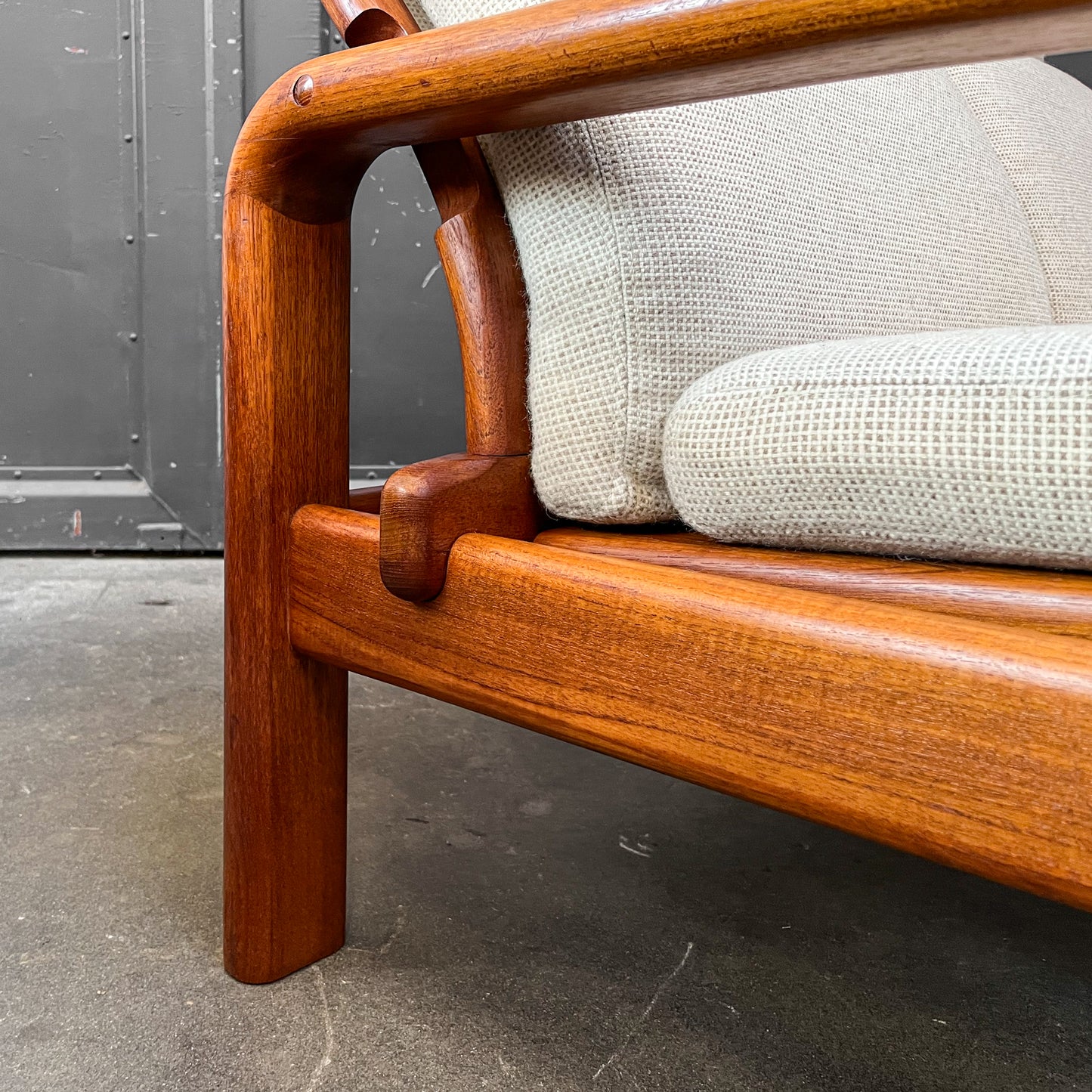 zeitloses dänisches sofa