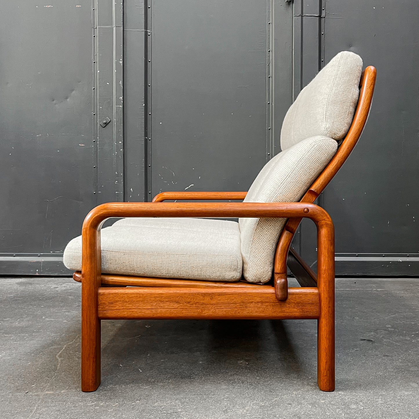 zeitloses dänisches sofa