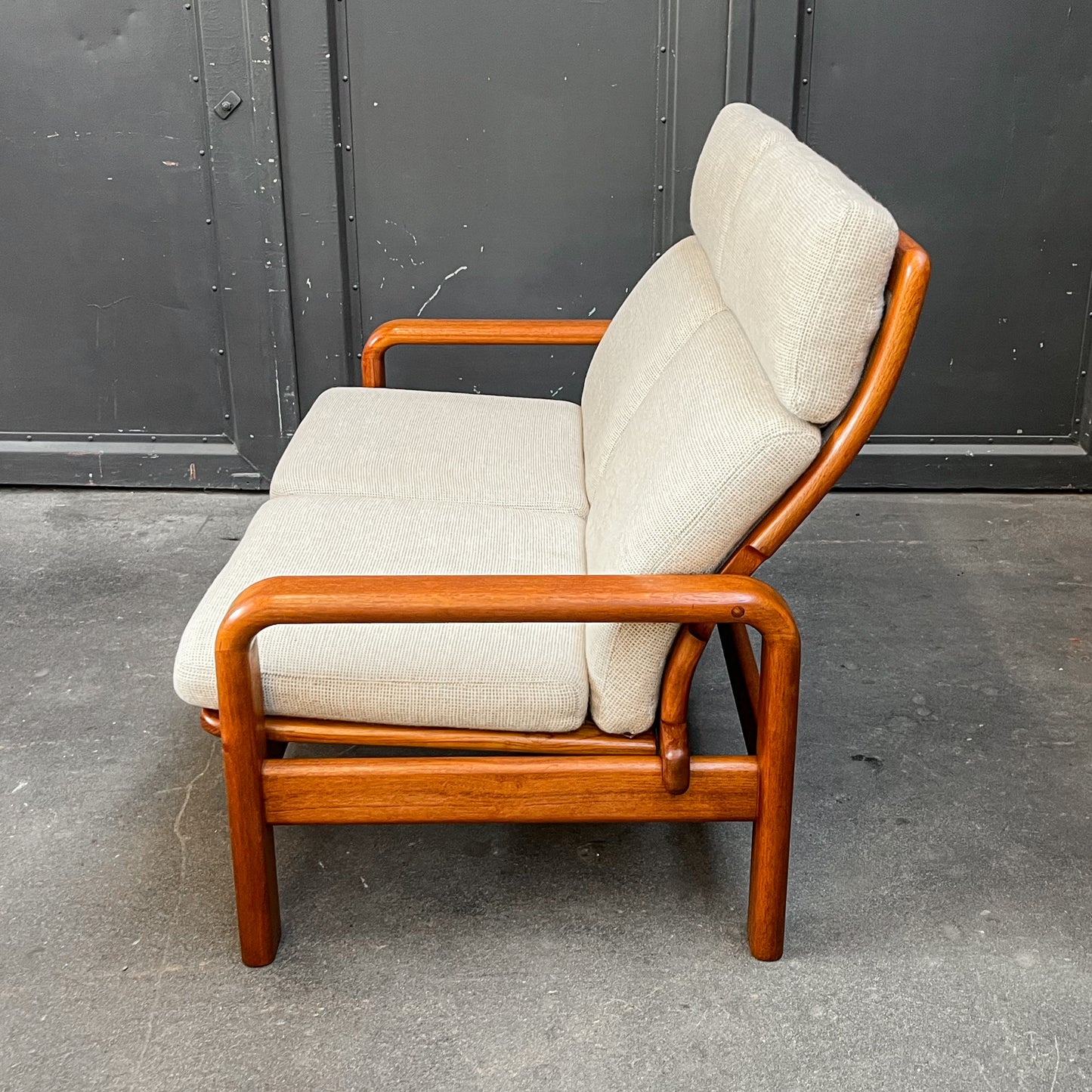 zeitloses dänisches sofa