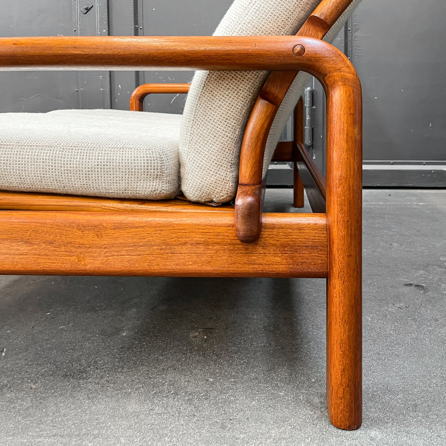 zeitloses dänisches sofa