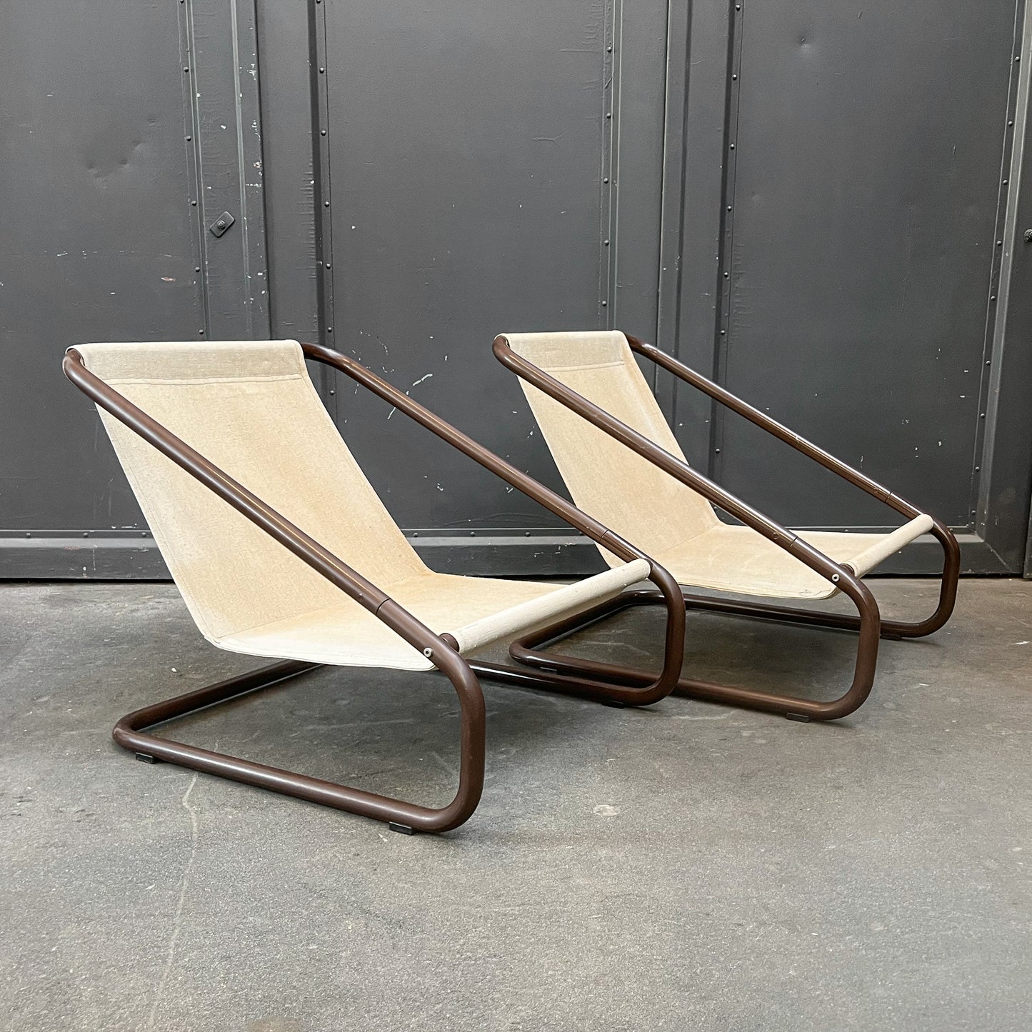 paar ikea loungesessel, 1970er jahre