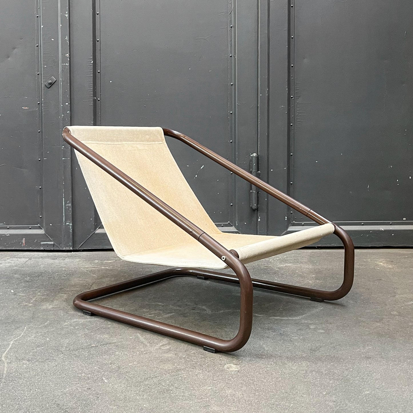 paar ikea loungesessel, 1970er jahre