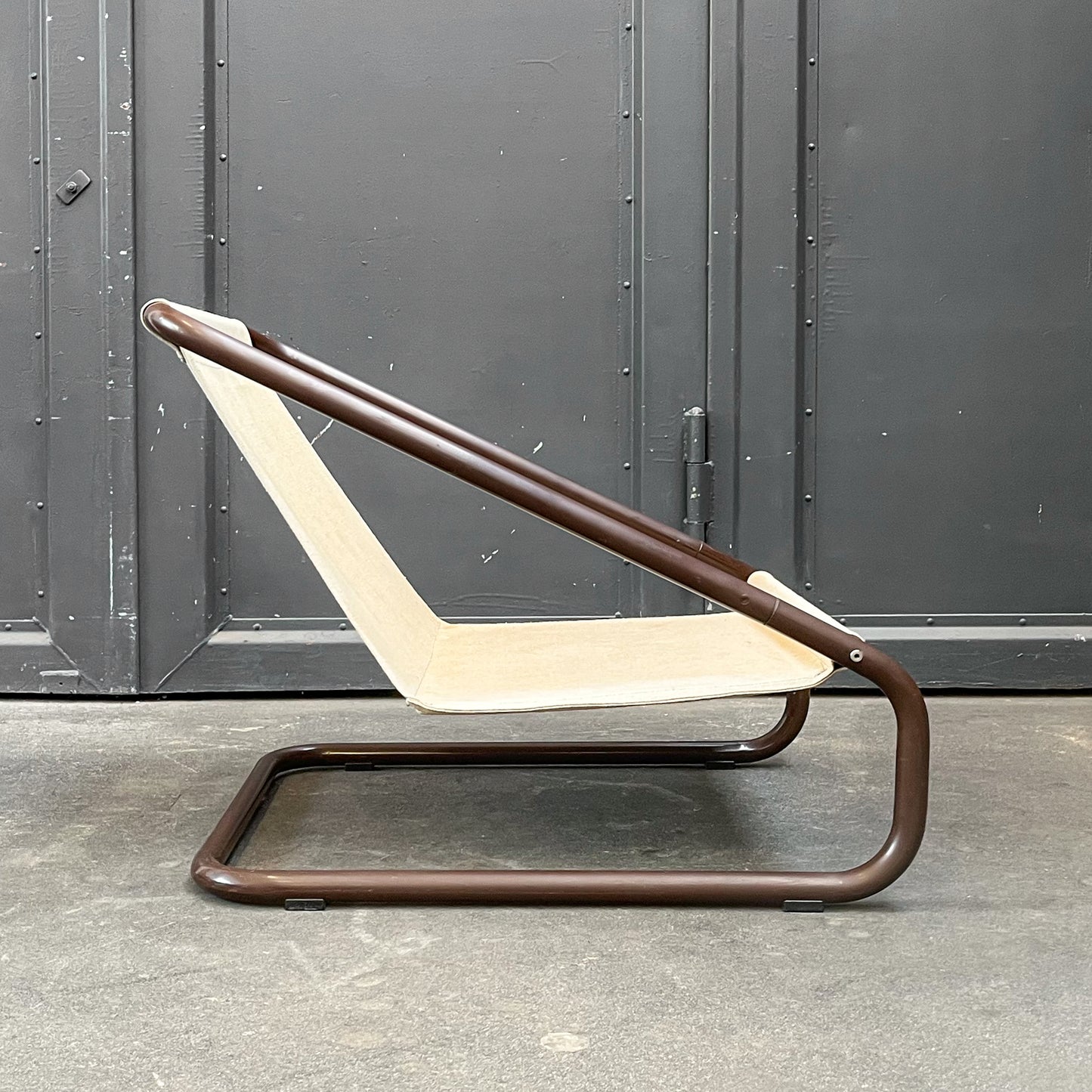 paar ikea loungesessel, 1970er jahre